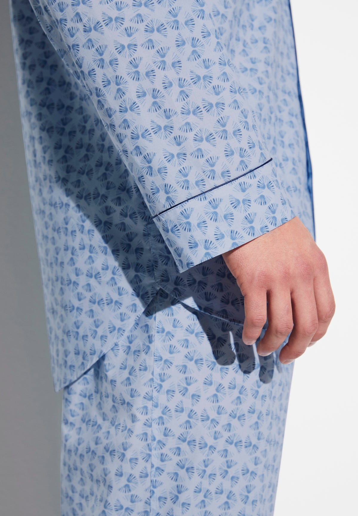 Cotton Poplin Print | Pyjama lang - light blue