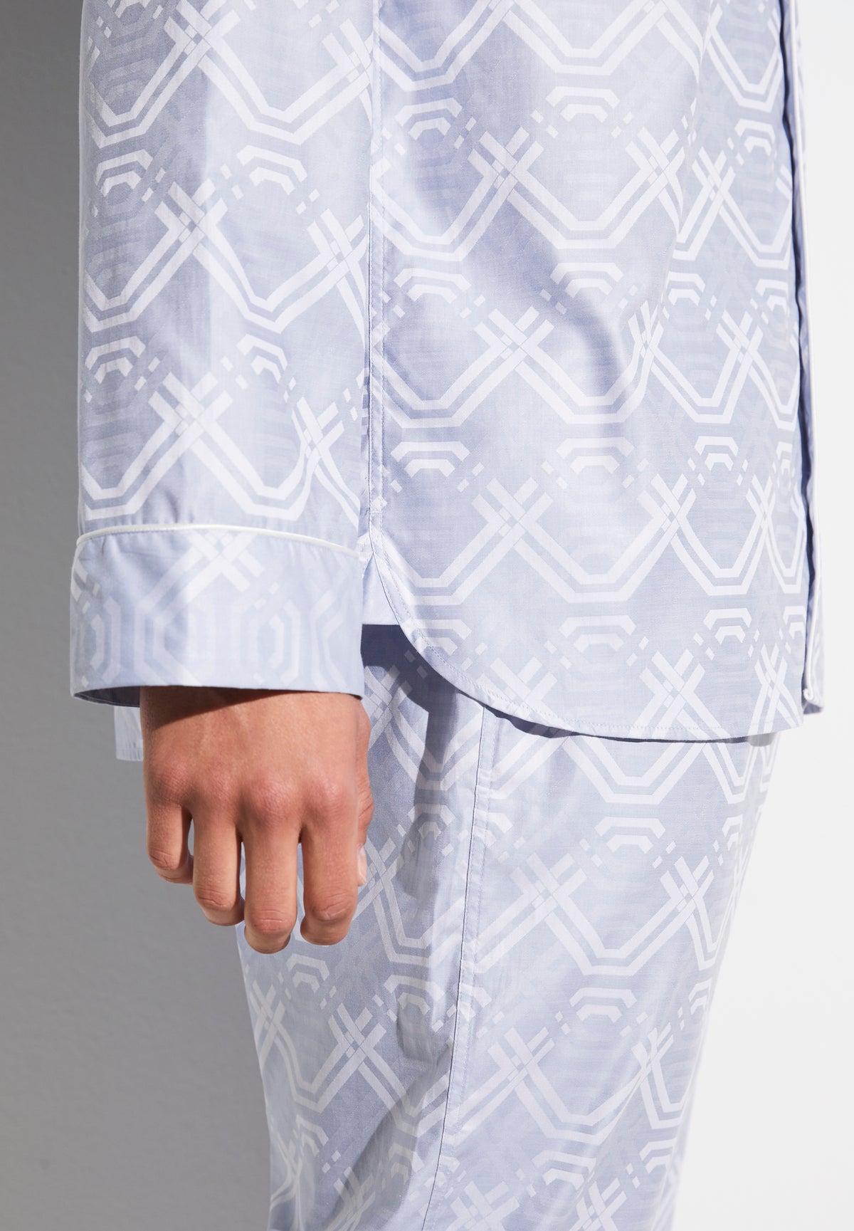 Luxury Jacquard | Pyjama lang - geo medium blue
